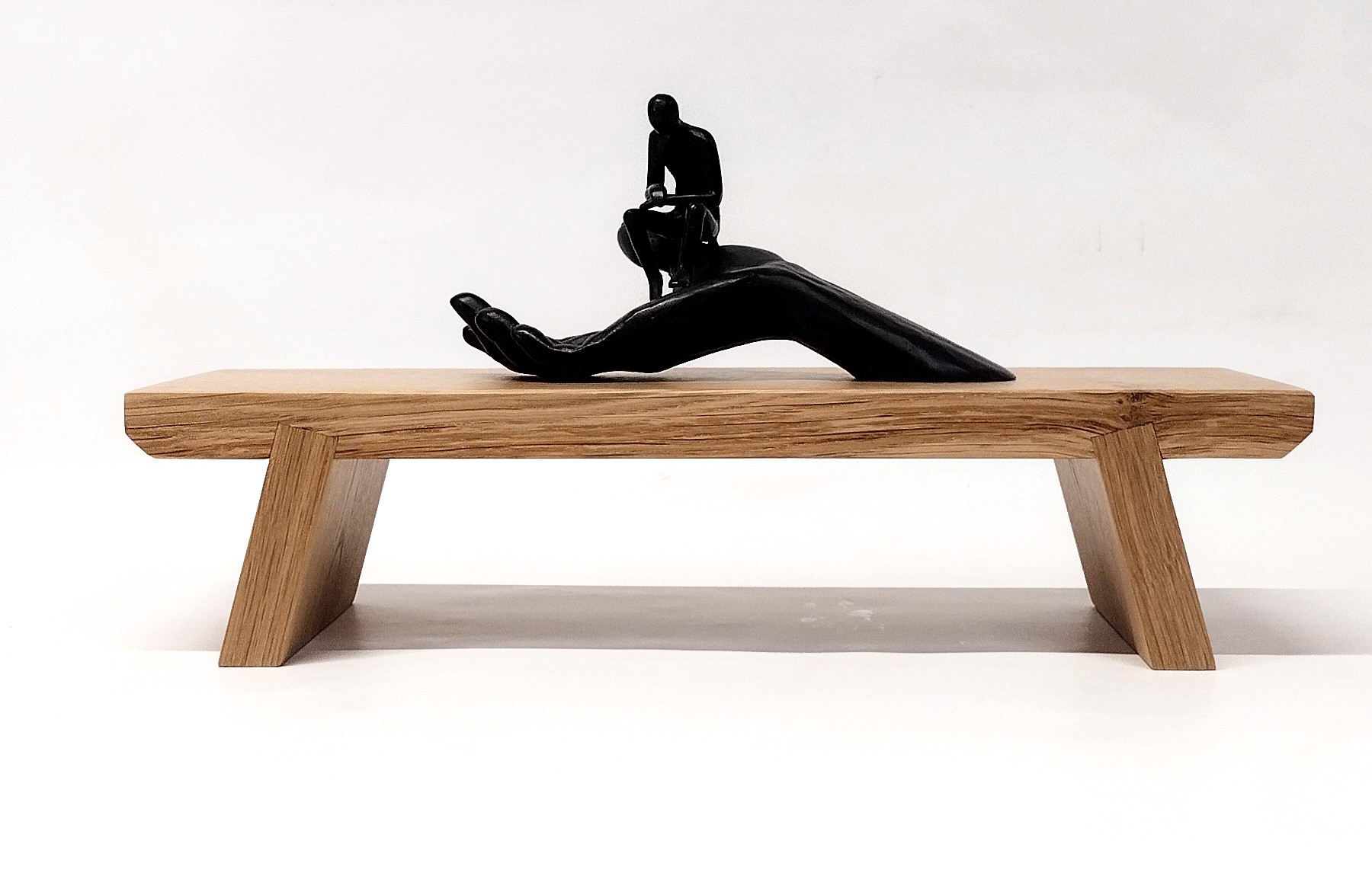 Solid Oak Display Stand – 20cm - Image 7